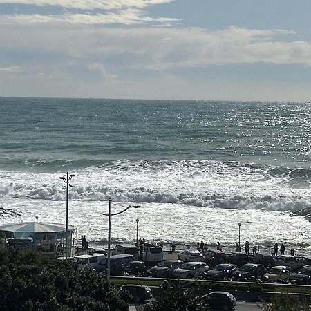 Casa Al Mare Lägenhet Varazze Exteriör bild